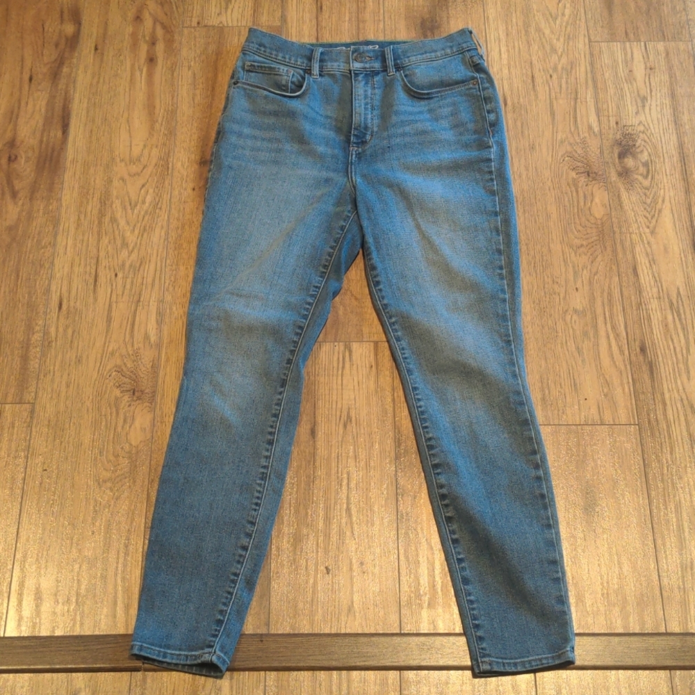 Eddie Bauer Slightly Curvy - High Rise jeans